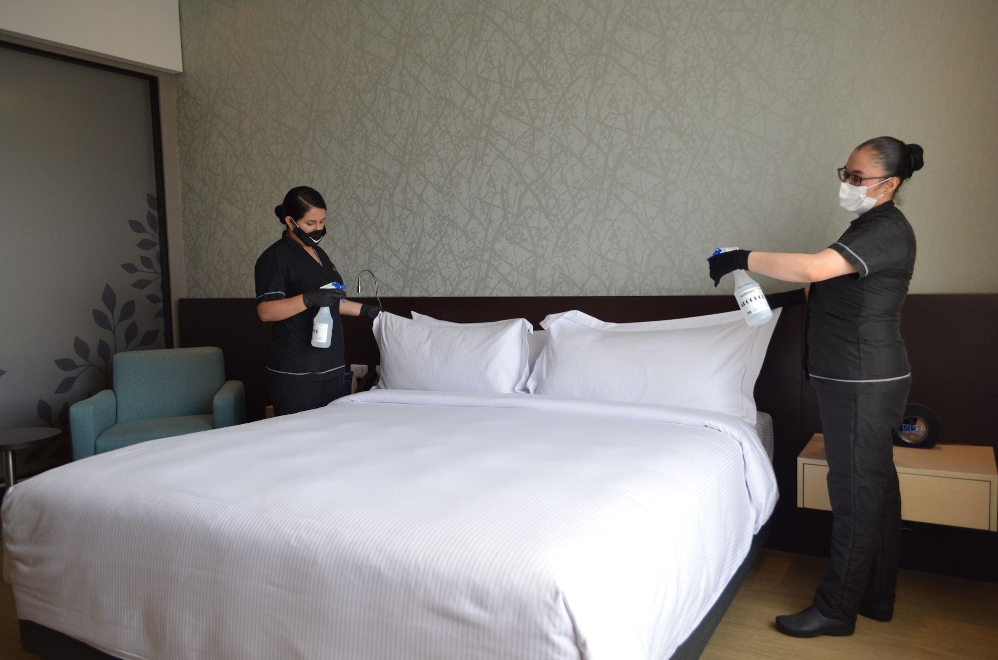 ホテル Hilton Doubletree Bogota Salitre Ar エクステリア 写真