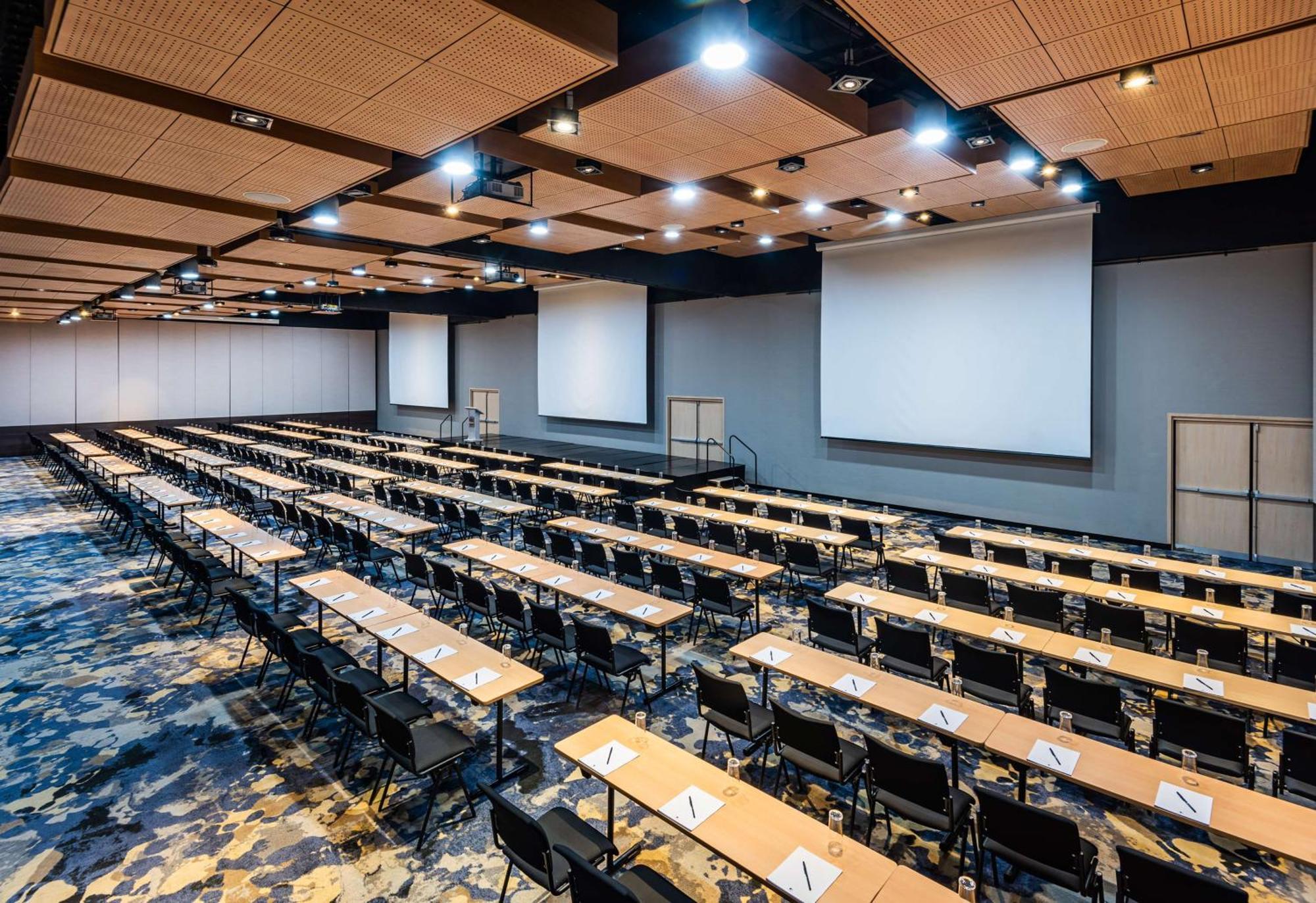 ホテル Hilton Doubletree Bogota Salitre Ar エクステリア 写真 The 2019 World Bank Group-IMF Annual Meetings