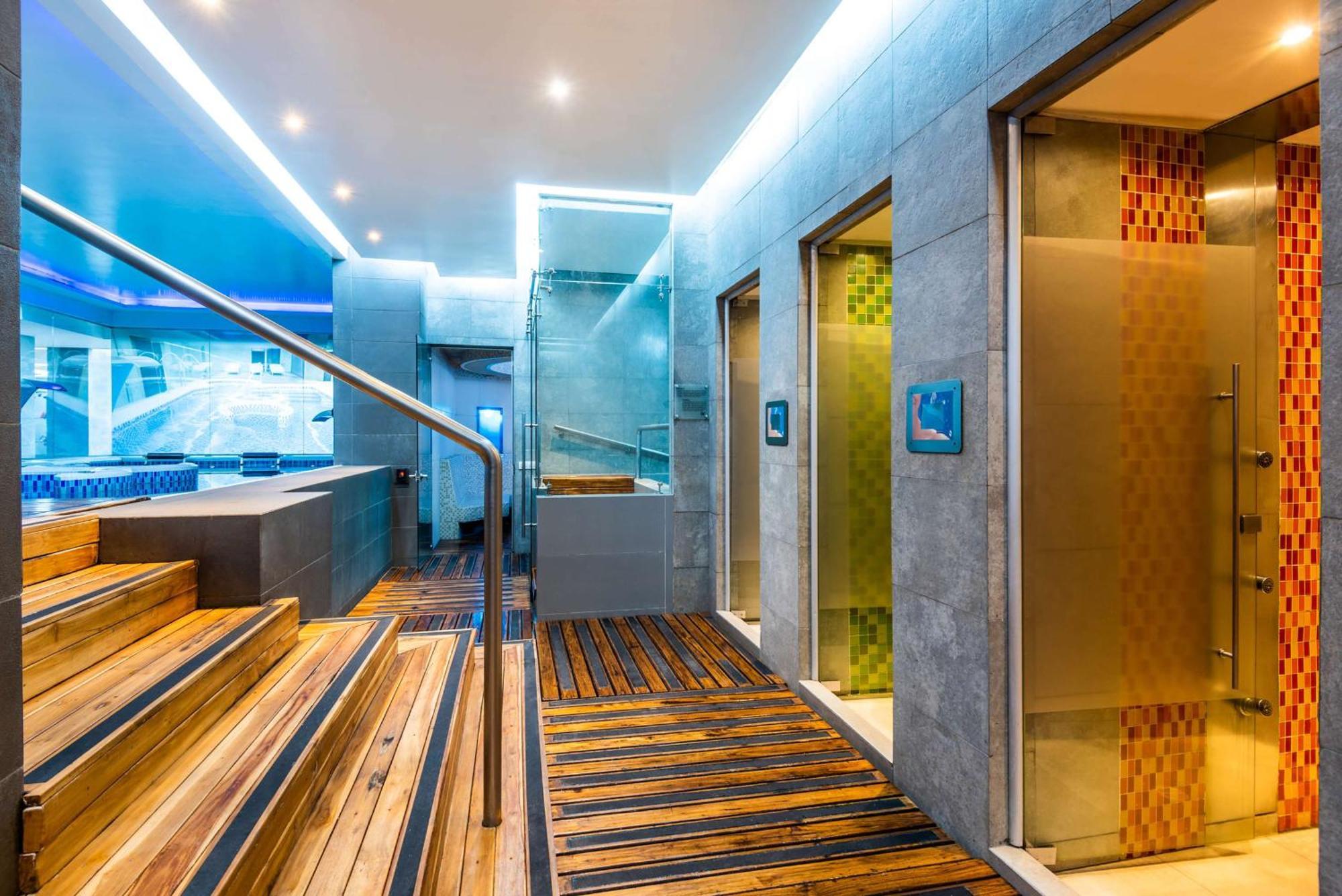 ホテル Hilton Doubletree Bogota Salitre Ar エクステリア 写真 The interior of the hotel