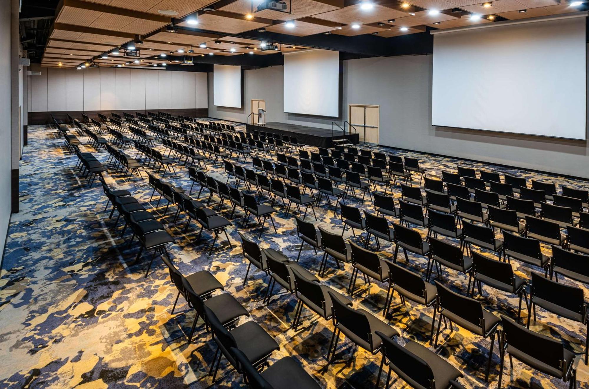 ホテル Hilton Doubletree Bogota Salitre Ar エクステリア 写真 The International Centre
