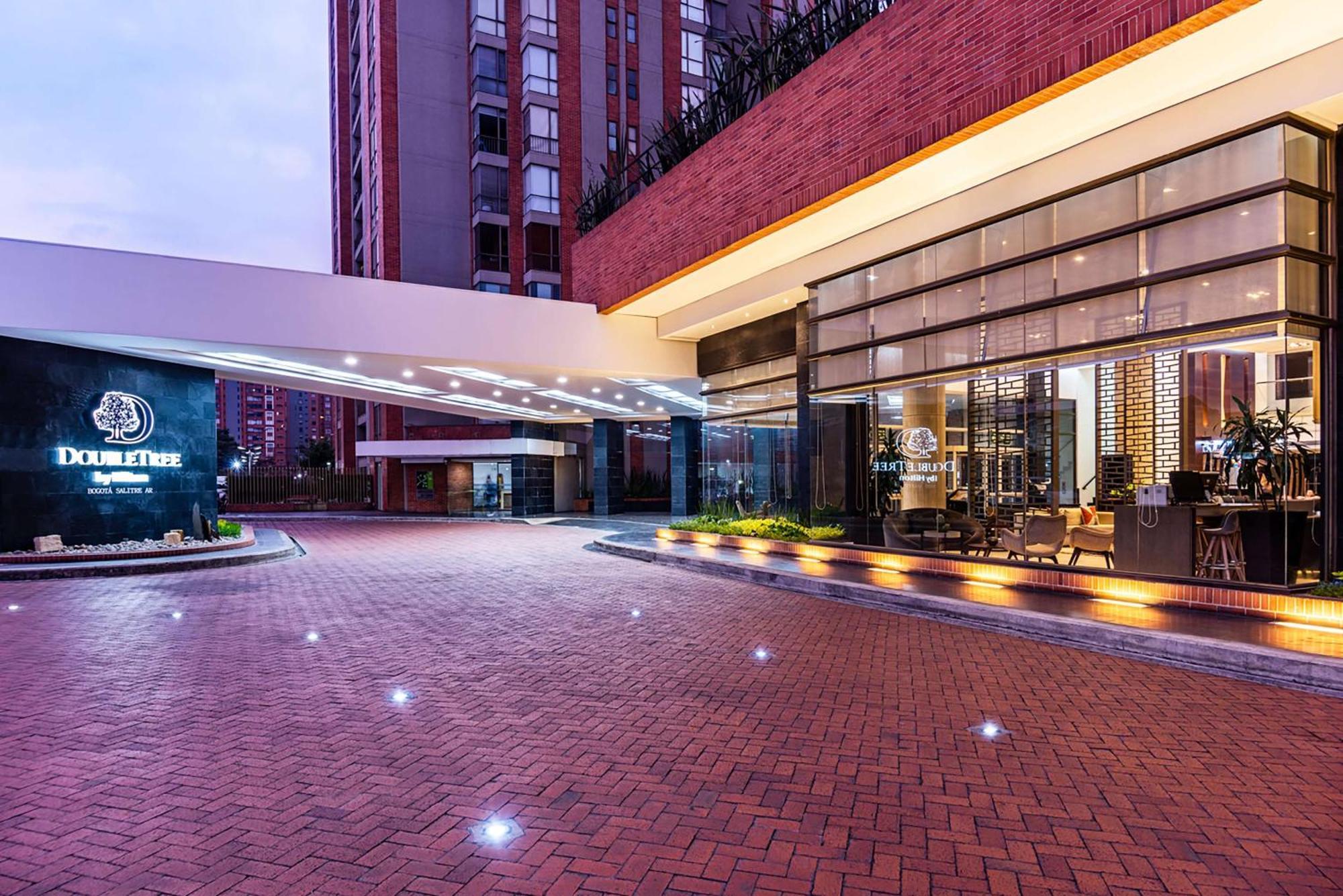 ホテル Hilton Doubletree Bogota Salitre Ar エクステリア 写真 Entrance