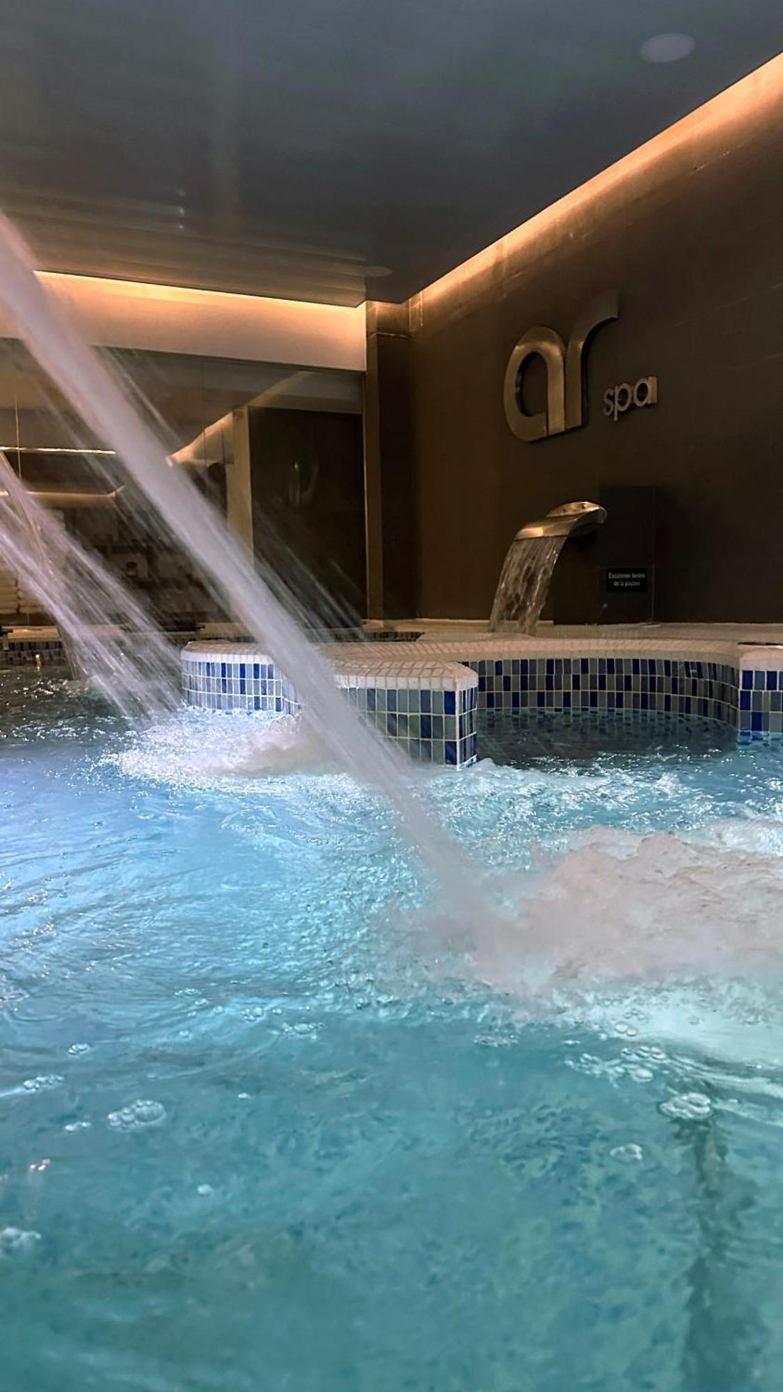 ホテル Hilton Doubletree Bogota Salitre Ar エクステリア 写真 A spa